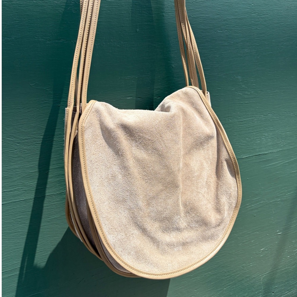 De Vecchi Tan Suede Leather Accordion Crossbody Bag Italy Vintage Boho Slouchy